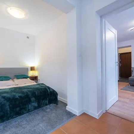 Apartament Zola *